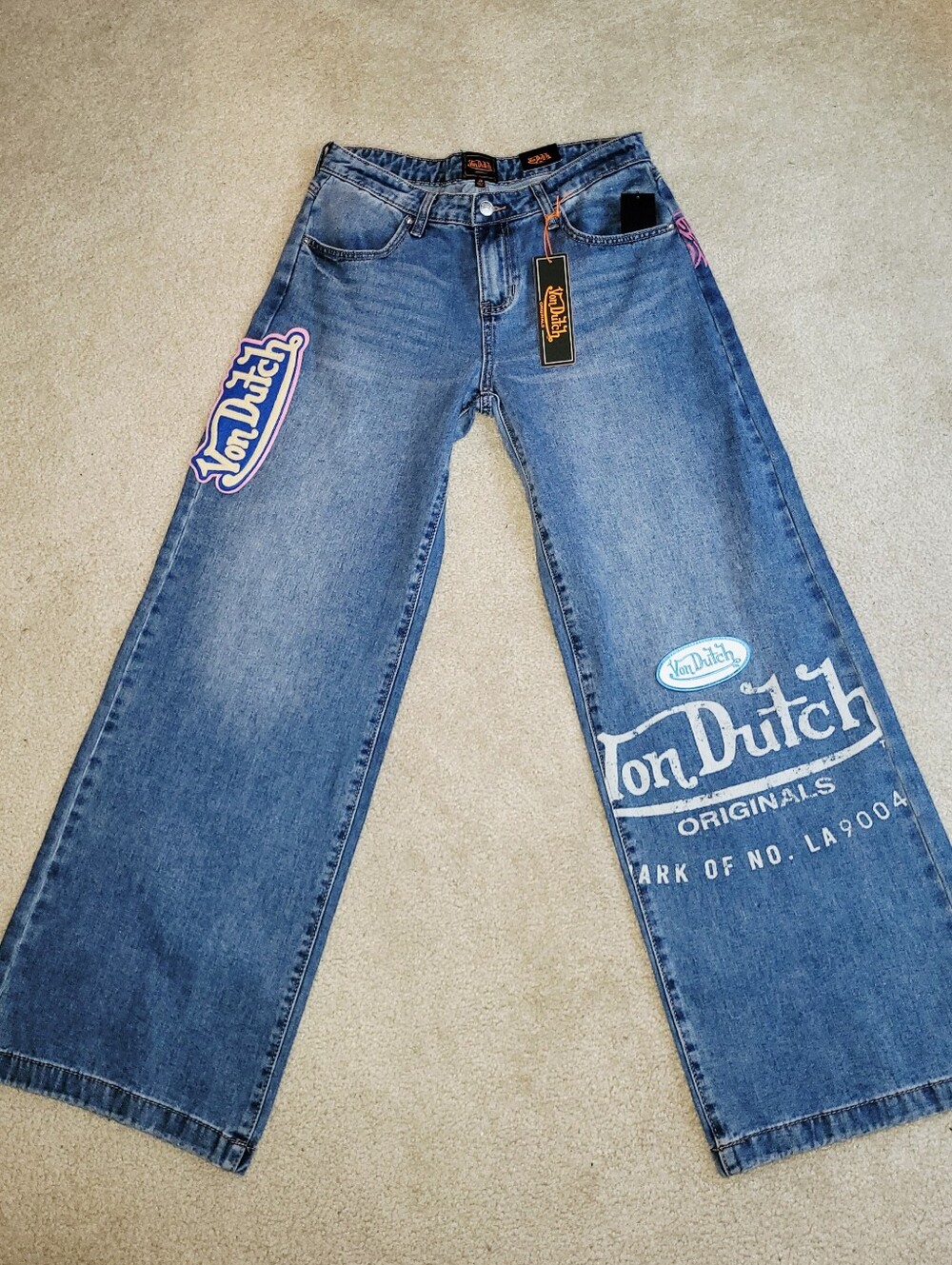 VON DUTCH Women’s Straight Wide Leg Jeans 29 Patch Logo Embroidered NWT